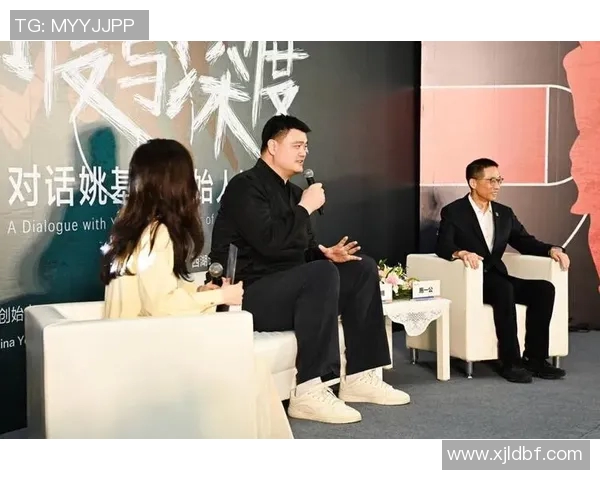 姚明跨界尝试踢足球的趣事与挑战，体育巨星的新领域探索之旅