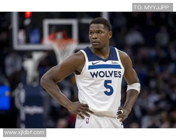 森林狼队球星遭遇伤病，赛季前景堪忧