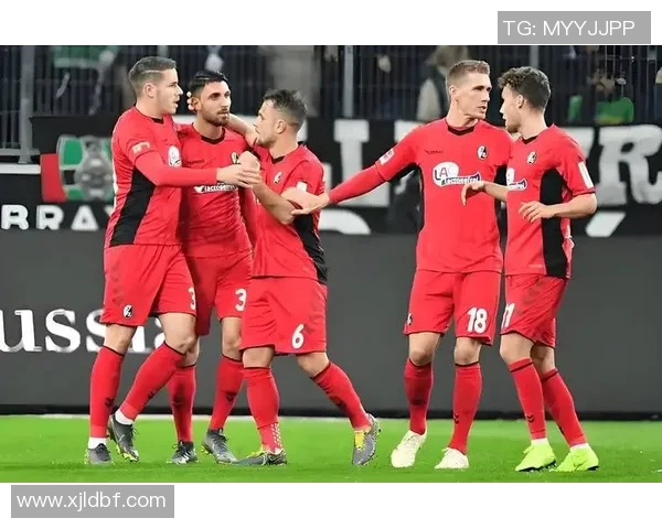 法兰克福客场力克弗赖堡，稳固德甲积分榜前列地位